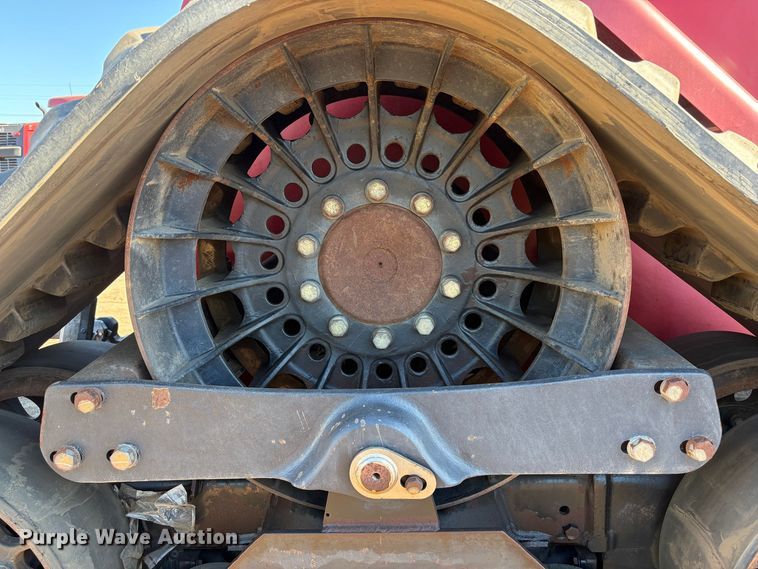 image for item EA0008 2011 Case IH Steiger 500 QuadTrac 4WD tractor