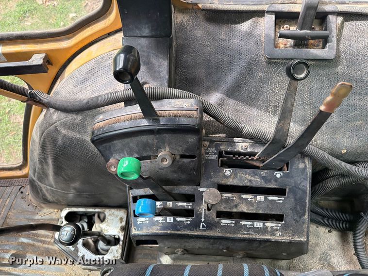 image for item EA0451 1990 Ford 7710 Tiger Special tractor