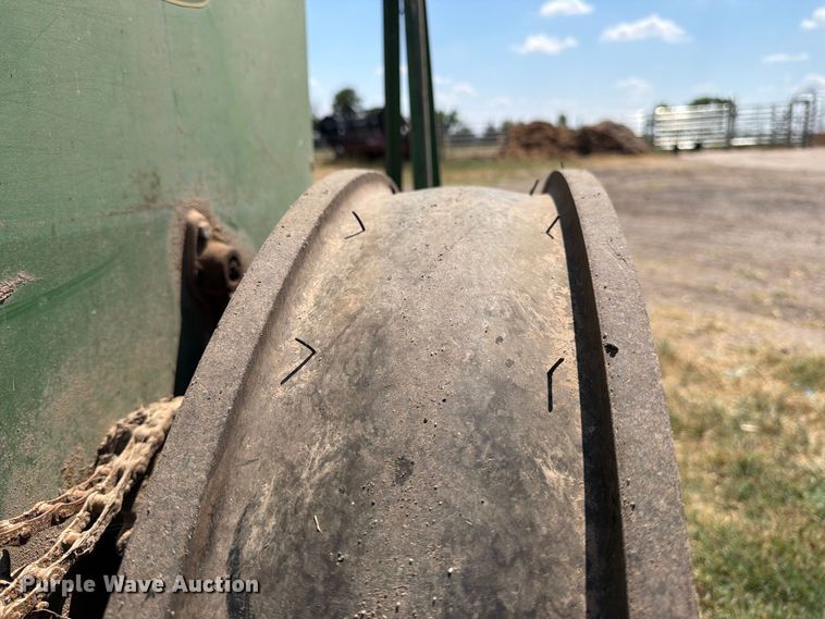 image for item EP7539 John Deere DF208C grain drill