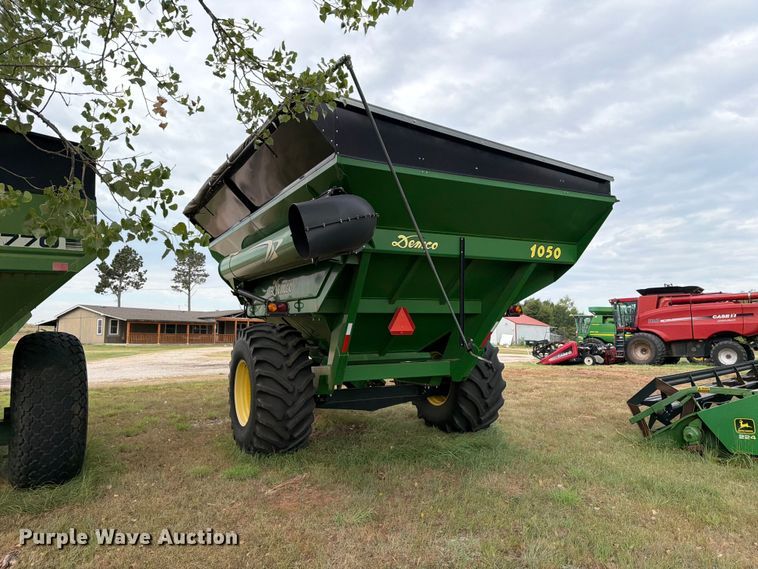 image for item EP7544 Demco 1050 grain cart
