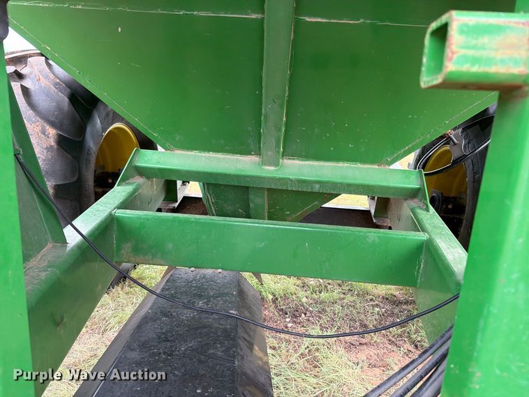 image for item EP7544 Demco 1050 grain cart