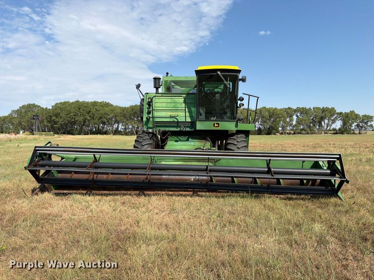 image for item EP7545 1981 John Deere Turbo 7720 combine