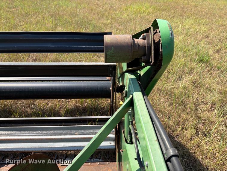 image for item EP7545 1981 John Deere Turbo 7720 combine