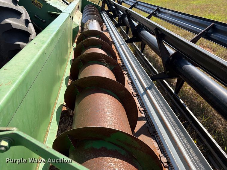 image for item EP7545 1981 John Deere Turbo 7720 combine