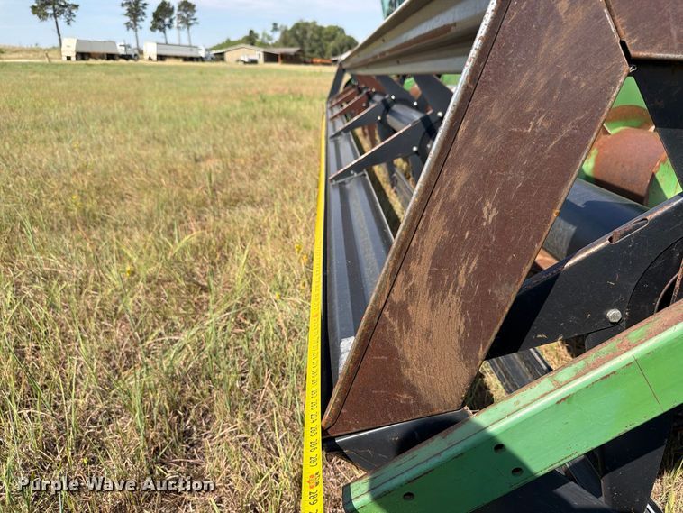 image for item EP7545 1981 John Deere Turbo 7720 combine