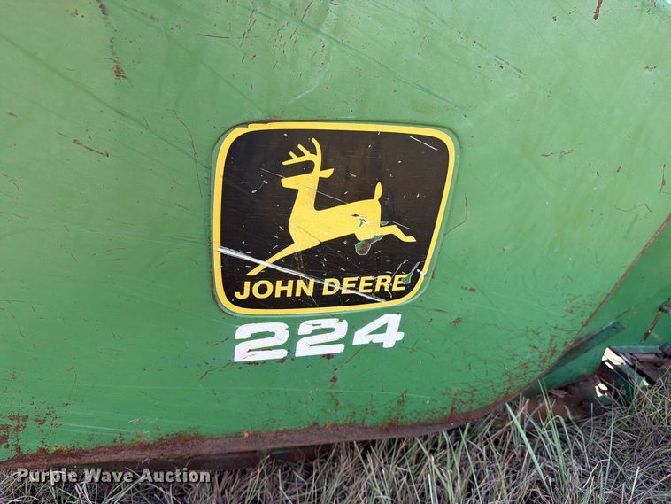 image for item EP7545 1981 John Deere Turbo 7720 combine