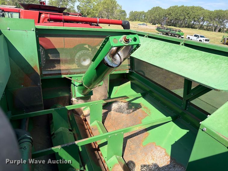 image for item EP7545 1981 John Deere Turbo 7720 combine