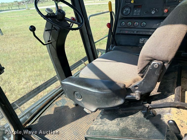 image for item EP7545 1981 John Deere Turbo 7720 combine
