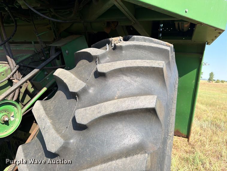 image for item EP7545 1981 John Deere Turbo 7720 combine