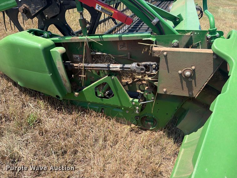 image for item EP7548 2014 John Deere 640FD flex draper head