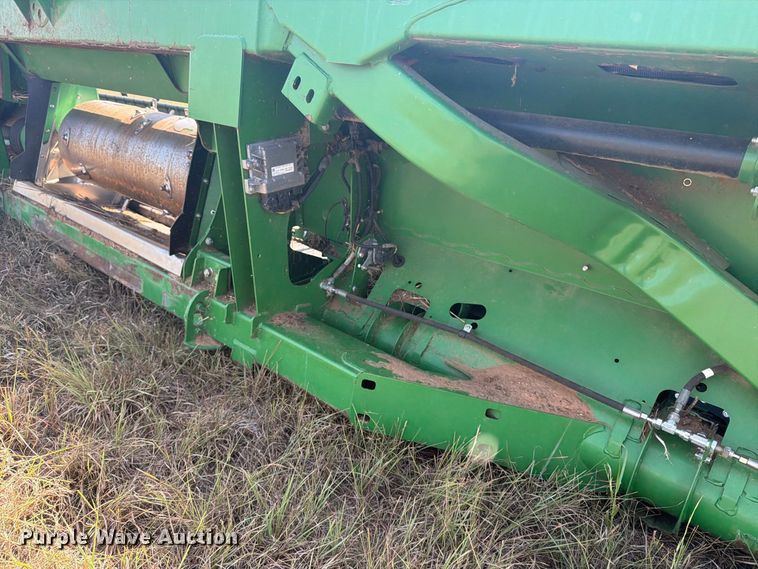 image for item EP7548 2014 John Deere 640FD flex draper head