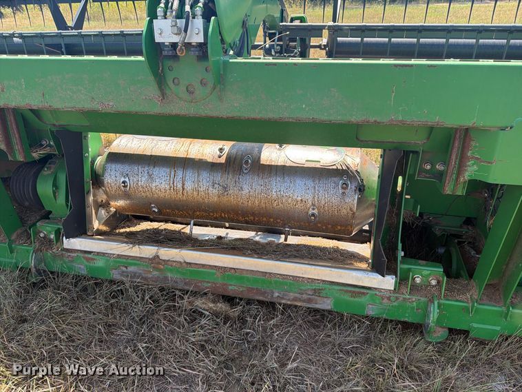 image for item EP7548 2014 John Deere 640FD flex draper head
