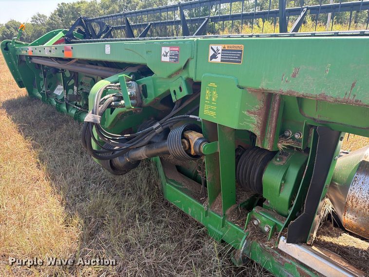 image for item EP7548 2014 John Deere 640FD flex draper head