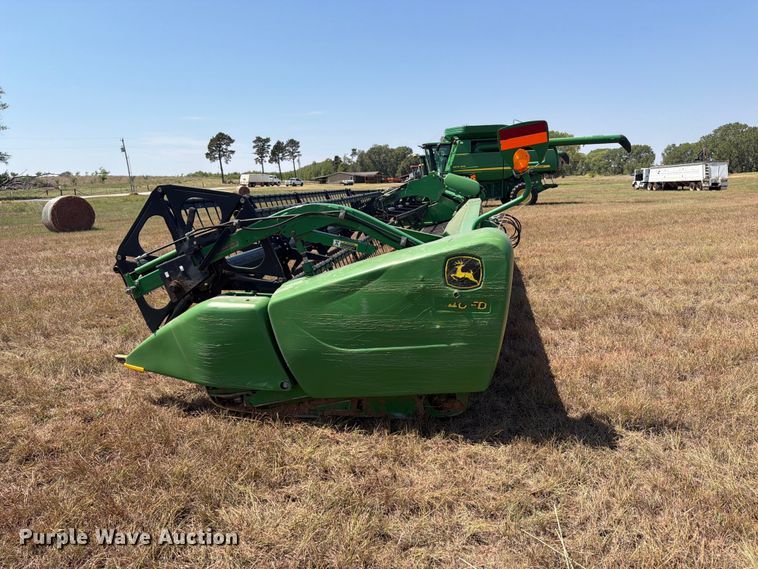 image for item EP7549 2012 John Deere 640FD flex draper head