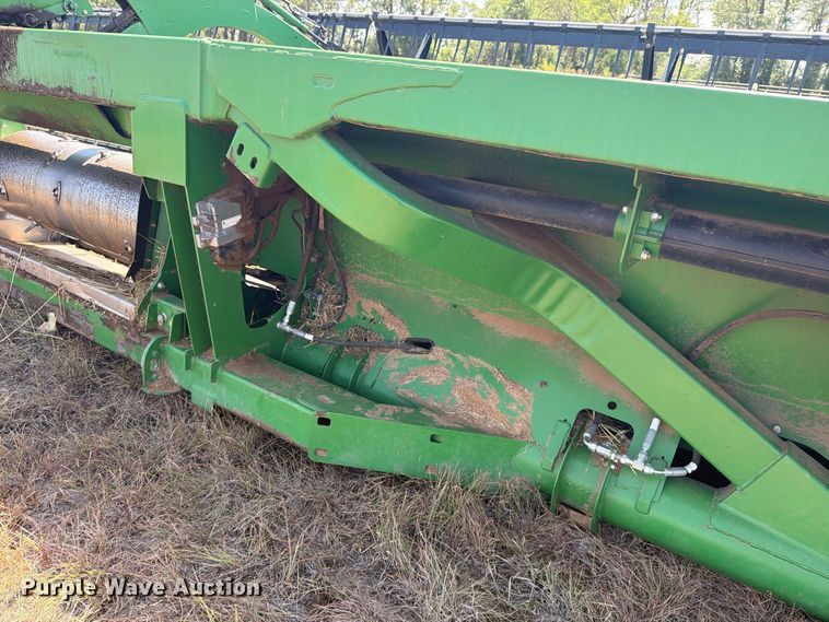 image for item EP7549 2012 John Deere 640FD flex draper head