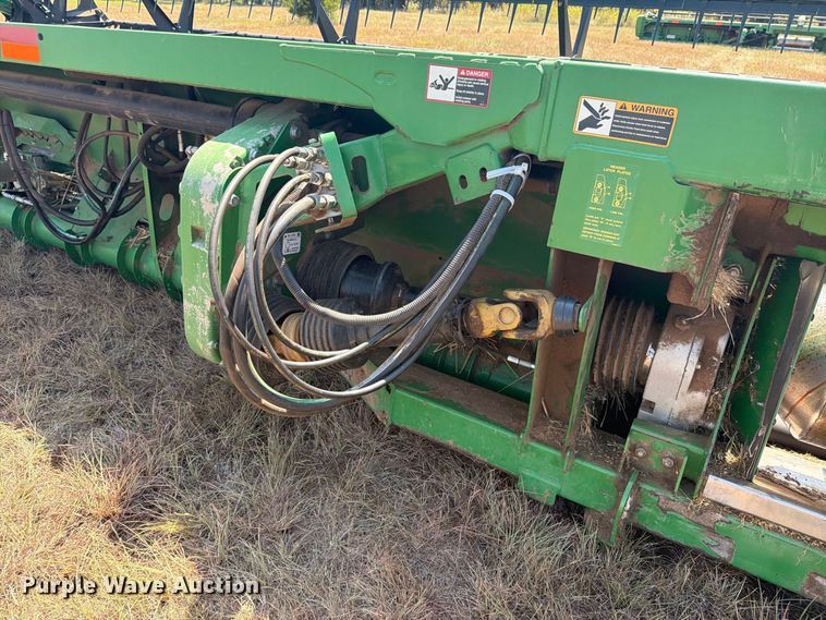 image for item EP7549 2012 John Deere 640FD flex draper head