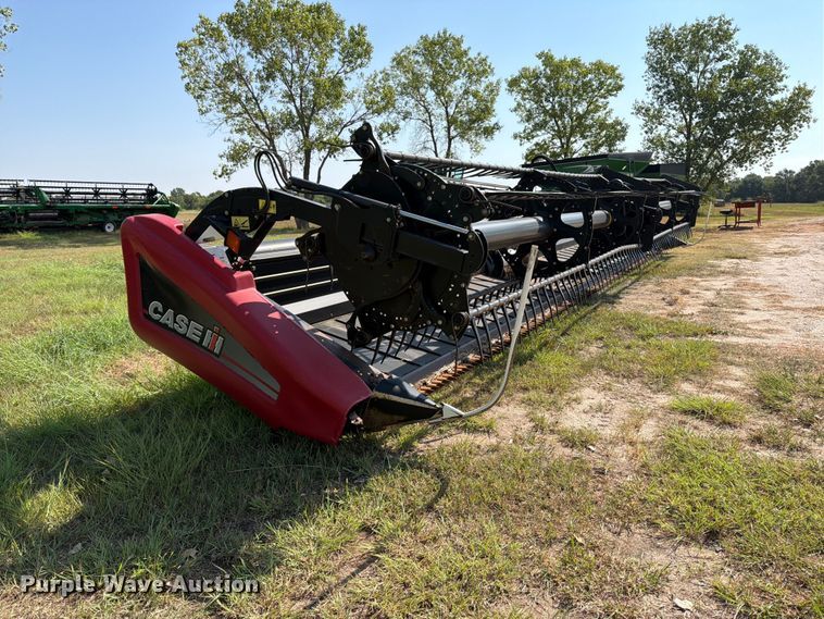 image for item EP7552 2012 Case IH 2162 35MI0 2BH flex draper head