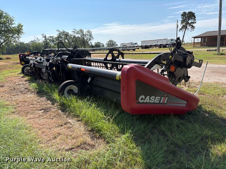 image for item EP7552 2012 Case IH 2162 35MI0 2BH flex draper head