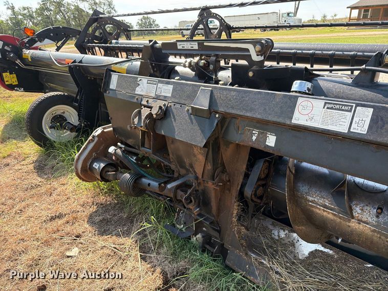 image for item EP7552 2012 Case IH 2162 35MI0 2BH flex draper head