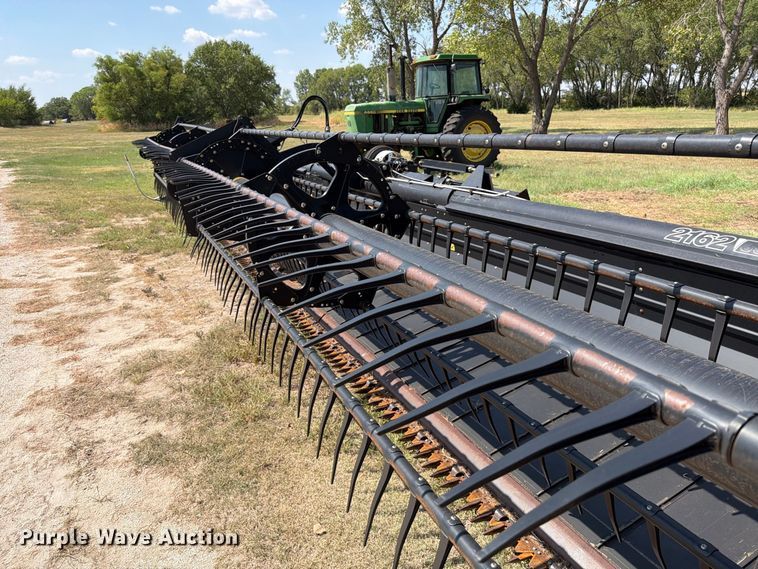 image for item EP7552 2012 Case IH 2162 35MI0 2BH flex draper head