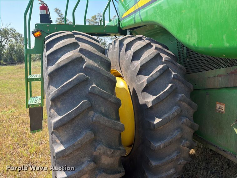 image for item EP7553 2011 John Deere 9870 STS combine
