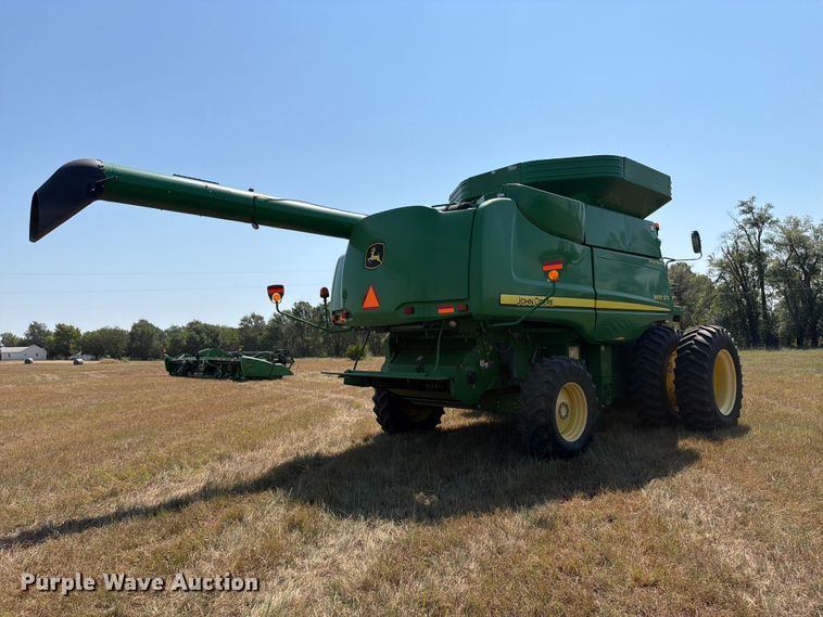 image for item EP7554 2010 John Deere 9870 STS combine