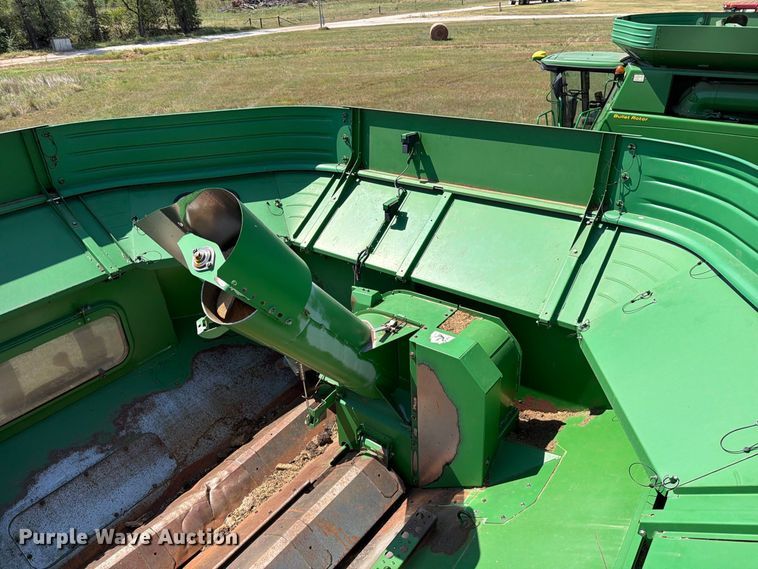 image for item EP7554 2010 John Deere 9870 STS combine