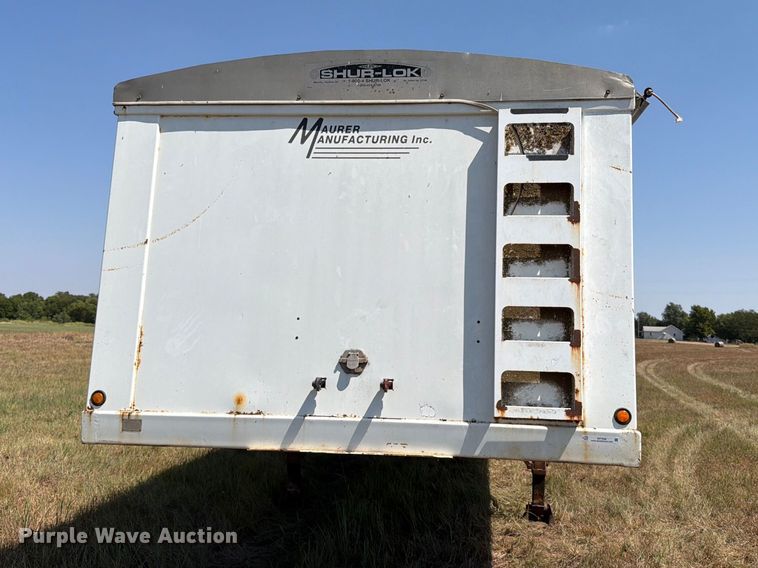 image for item EP7556 1998 Maurer 3622 grain trailer