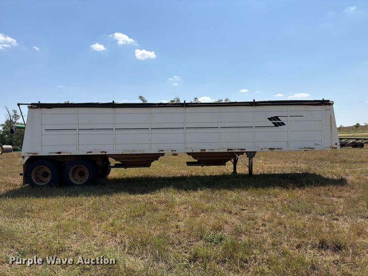 image for item EP7556 1998 Maurer 3622 grain trailer