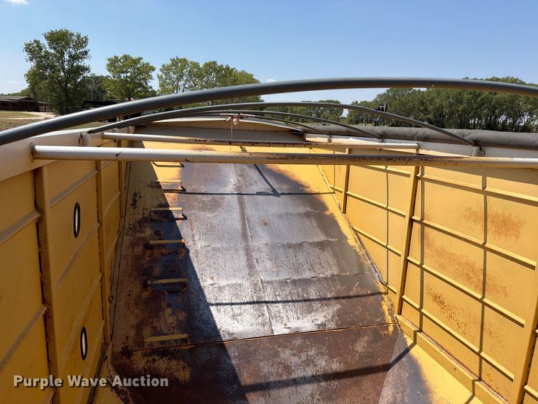 image for item EP7556 1998 Maurer 3622 grain trailer
