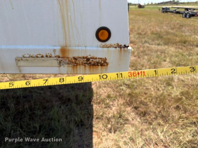 image for item EP7556 1998 Maurer 3622 grain trailer