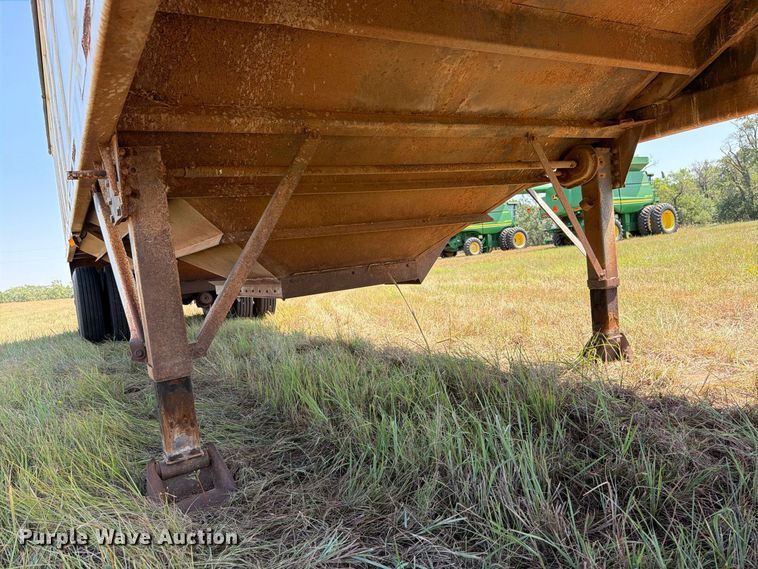 image for item EP7556 1998 Maurer 3622 grain trailer