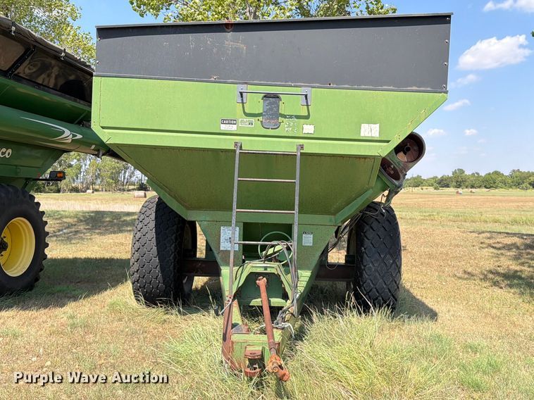 image for item EP7557 Brent 770 grain cart