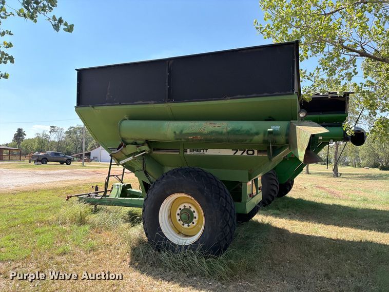 image for item EP7557 Brent 770 grain cart