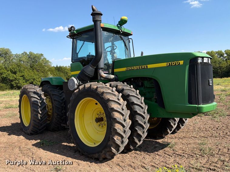 image for item EP7559 1997 John Deere 9100 4WD tractor