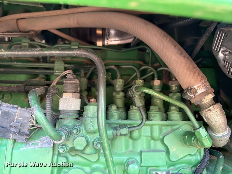 image for item EP7559 1997 John Deere 9100 4WD tractor