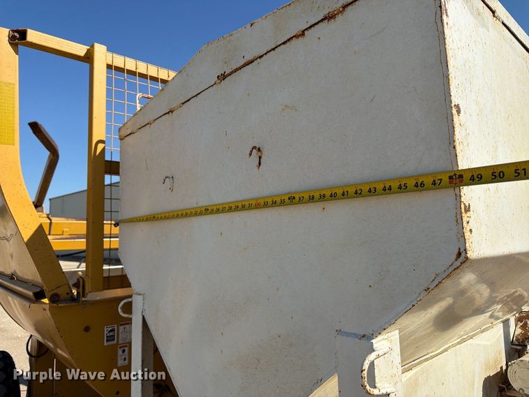image for item EP7560 2009 Vermeer BP8000 bale processor