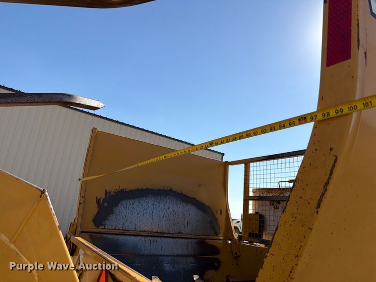 image for item EP7560 2009 Vermeer BP8000 bale processor