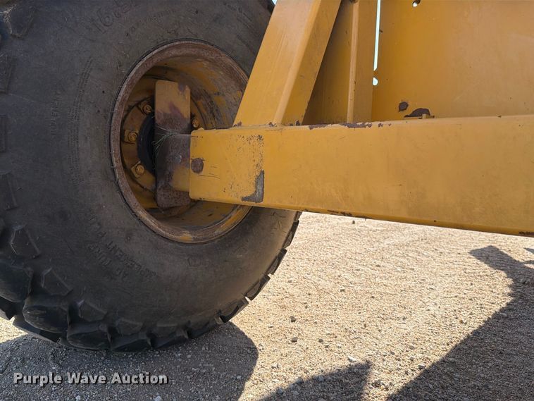 image for item EP7560 2009 Vermeer BP8000 bale processor