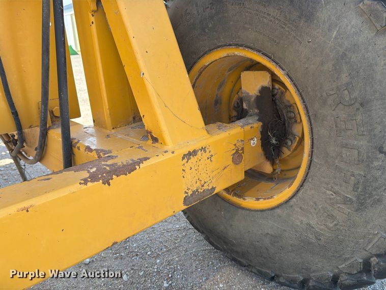 image for item EP7560 2009 Vermeer BP8000 bale processor
