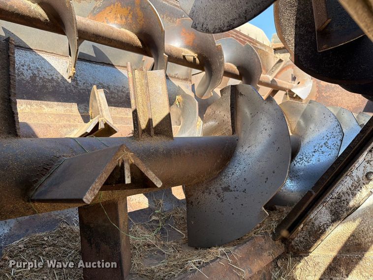 image for item EP7562 1978 Ford LN7000 feed mixer truck