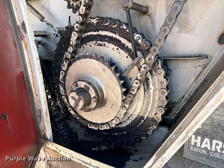 image for item EP7562 1978 Ford LN7000 feed mixer truck