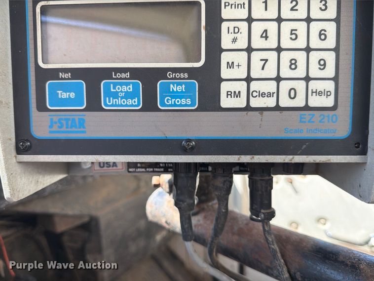 image for item EP7562 1978 Ford LN7000 feed mixer truck