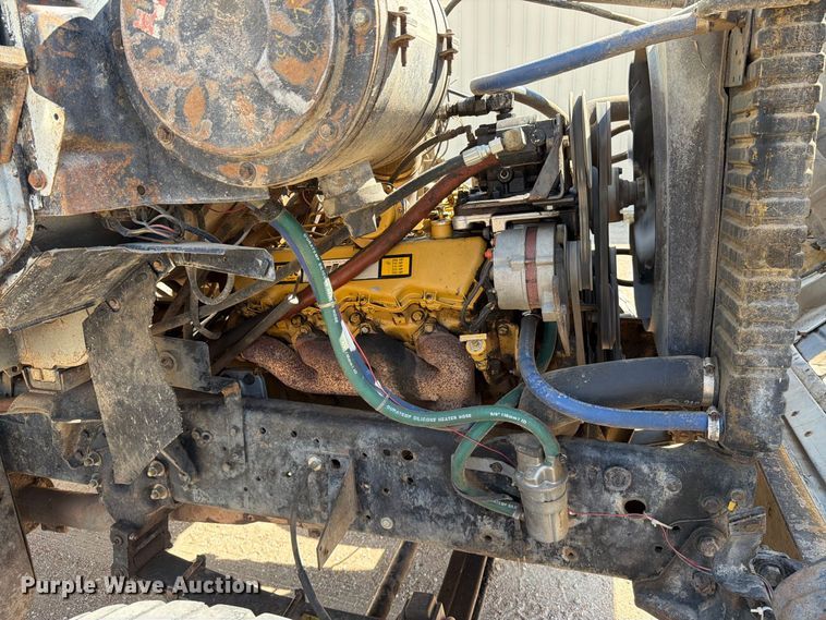 image for item EP7562 1978 Ford LN7000 feed mixer truck