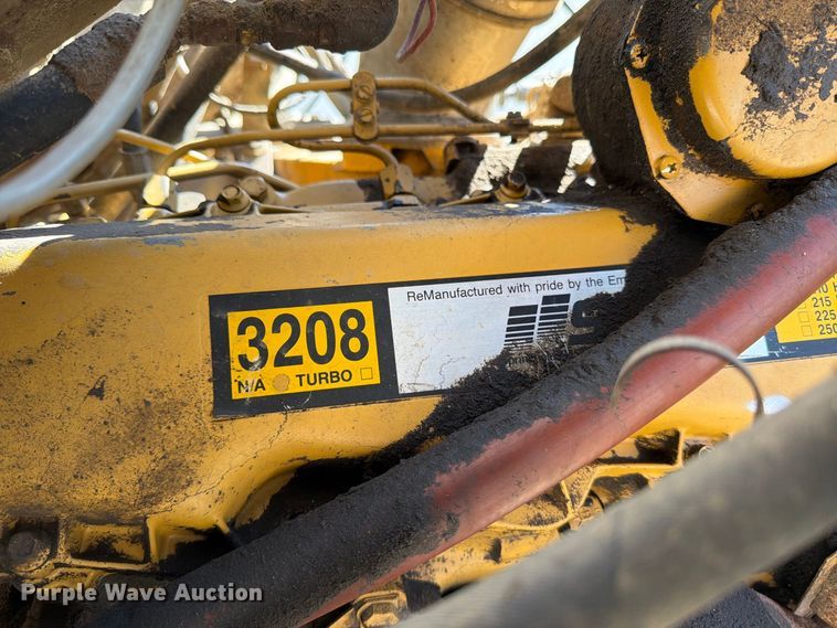image for item EP7562 1978 Ford LN7000 feed mixer truck