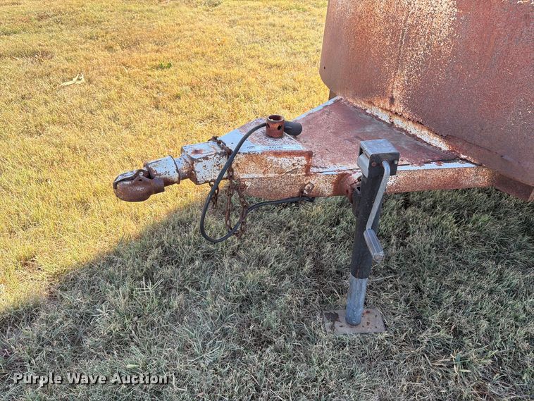 image for item EP7565 1976 Blair livestock trailer