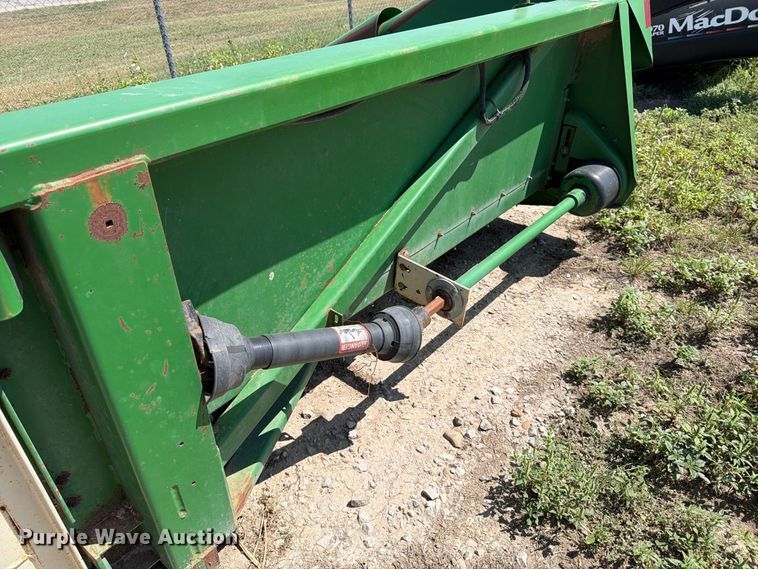image for item EP7569 John Deere 853A all-crop head