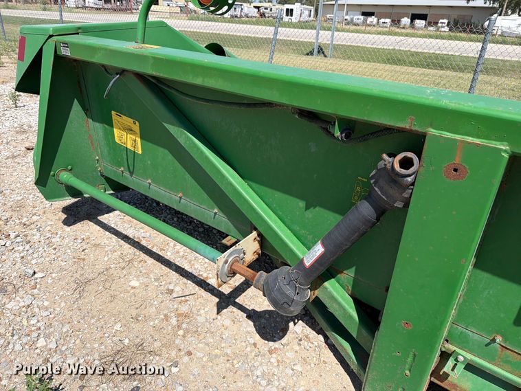 image for item EP7569 John Deere 853A all-crop head