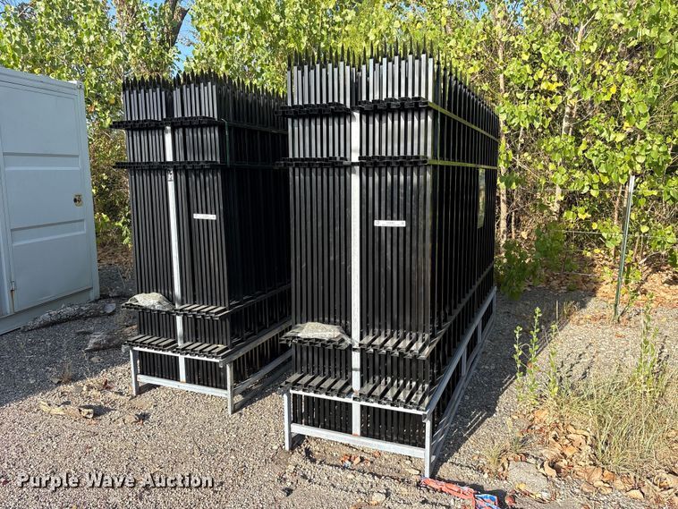 image for item ES8063 (22) 2024 EINGP F10 fence panels