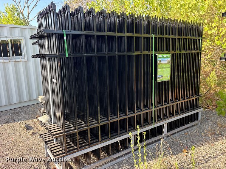 image for item ES8063 (22) 2024 EINGP F10 fence panels